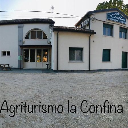 Agriturismo La Confina Villa Lido di Spina Bagian luar foto