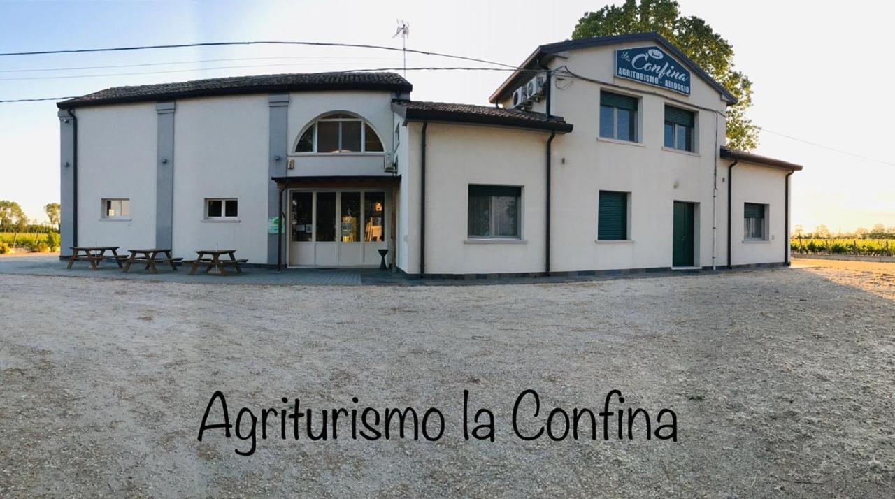 Agriturismo La Confina Villa Lido di Spina Bagian luar foto